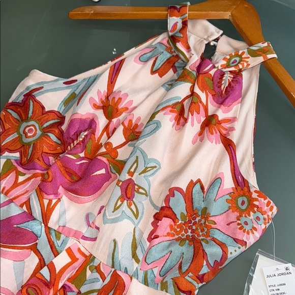 NEW Julia Jordan Floral Pink Pastel Multicolored Halter Dress Flowy Dress Size 2 - Picture 1 of 11